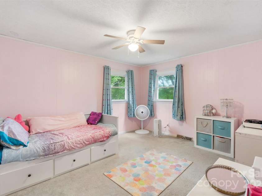 237 Edgewood Street, Shelby, NC 28152.  MLS# CAR4285397, YatesRealty ID 32251. 