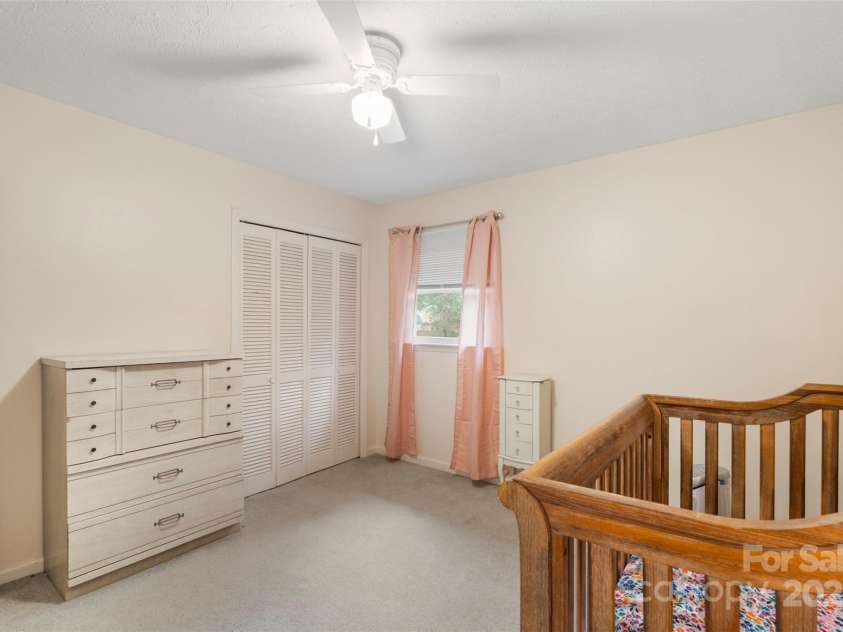 237 Edgewood Street, Shelby, NC 28152.  MLS# CAR4285397, YatesRealty ID 32251. 