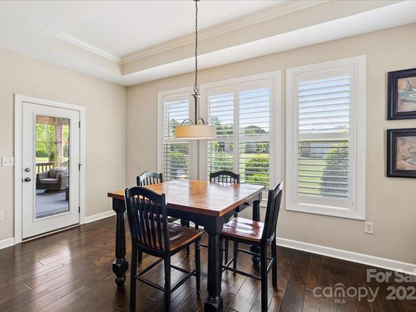 901 Hidden Pond Lane, Waxhaw, NC 28173.  MLS# CAR4284250, YatesRealty ID 32252. 