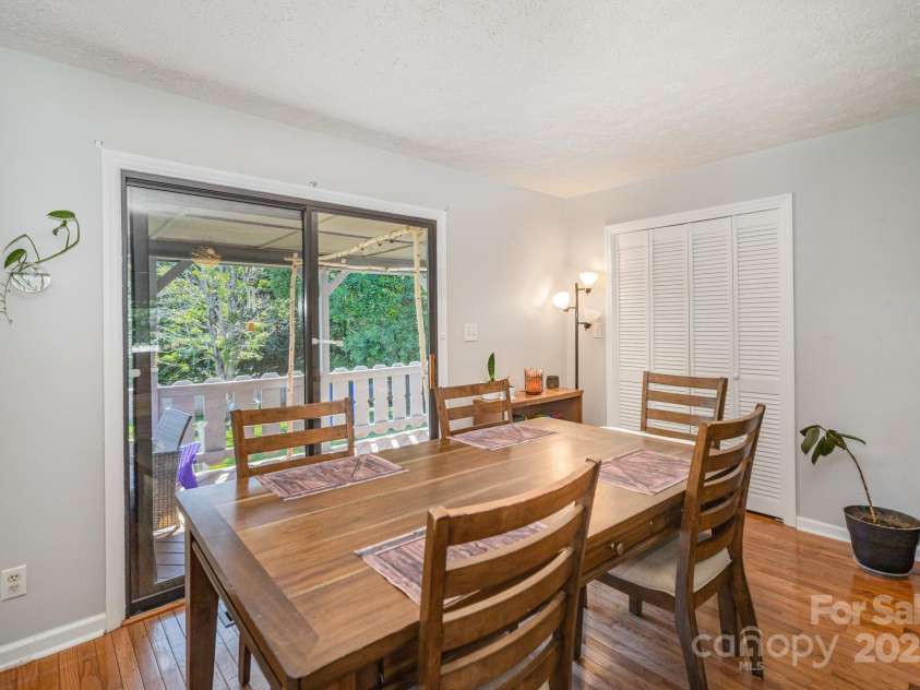 5345 Dentons Chapel Road, Morganton, NC 28655.  MLS# CAR4287003, YatesRealty ID 32253. 
