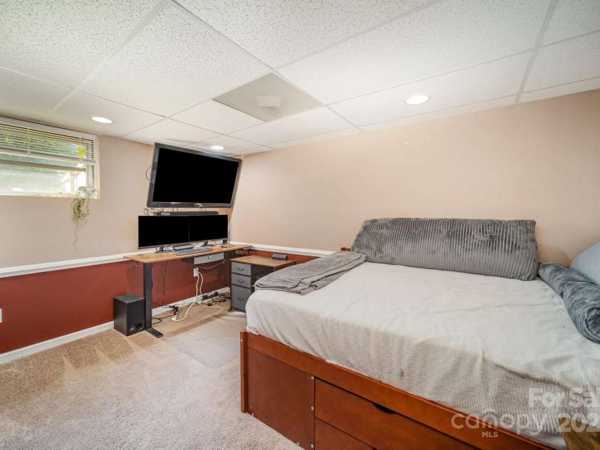 5345 Dentons Chapel Road, Morganton, NC 28655.  MLS# CAR4287003, YatesRealty ID 32253. 