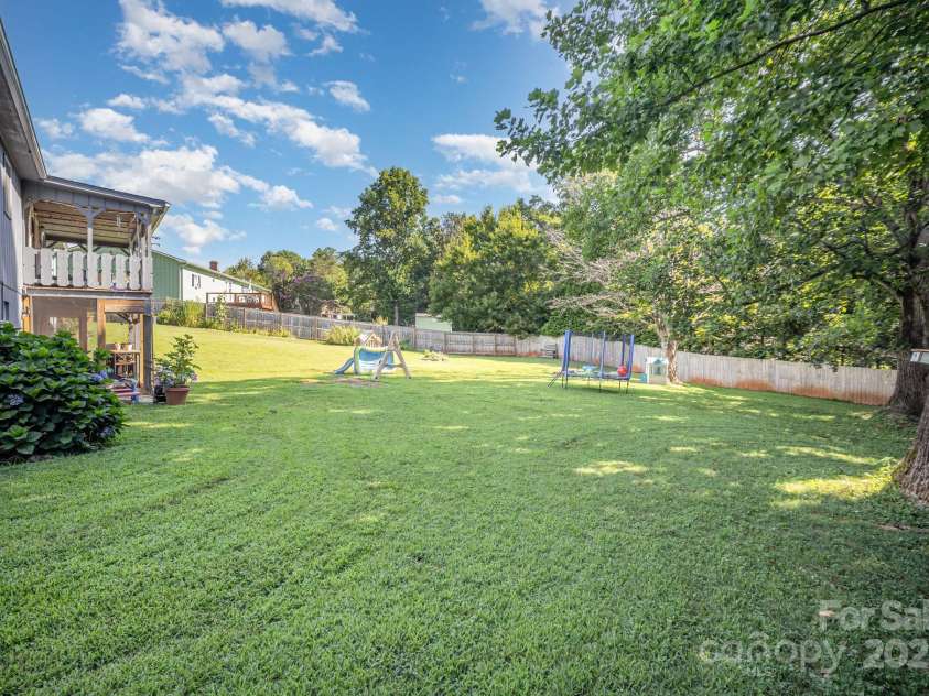 5345 Dentons Chapel Road, Morganton, NC 28655.  MLS# CAR4287003, YatesRealty ID 32253. 