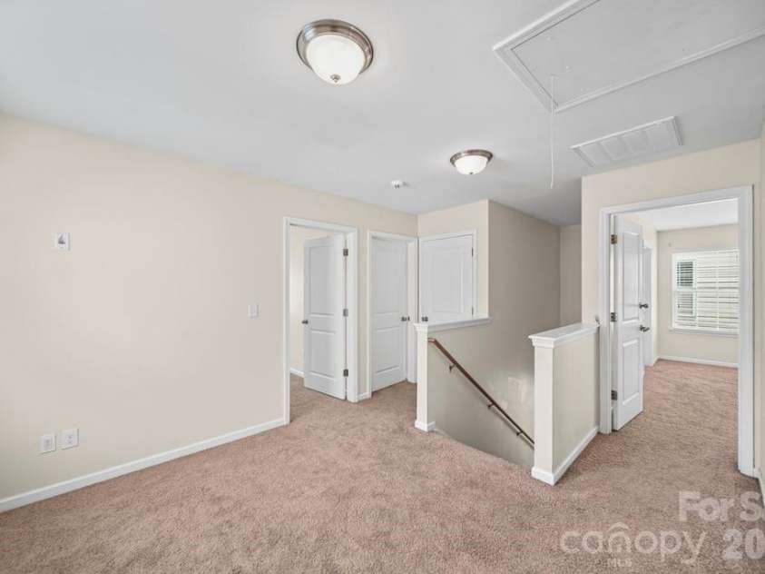 9539 Kendall Drive, Charlotte, NC 28214.  MLS# CAR4395420, YatesRealty ID 32253. 