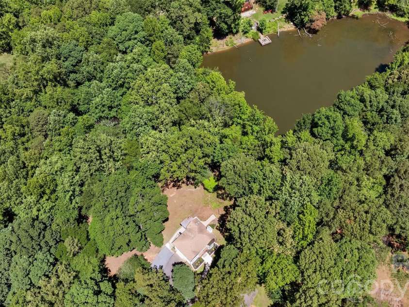 1433 Lurecliff Place, Fort Mill, SC 29708.  MLS# CAR4389425, YatesRealty ID 32254. 