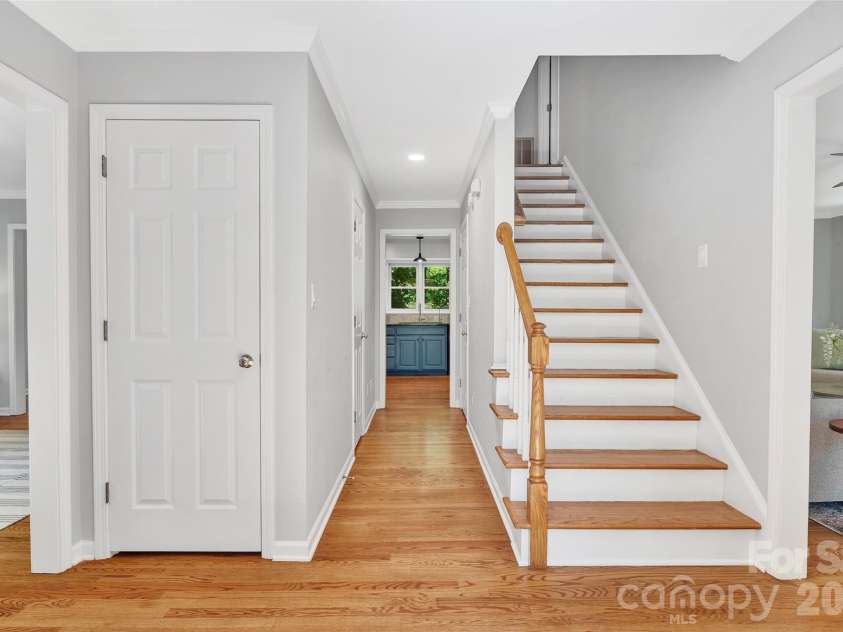 1433 Lurecliff Place, Fort Mill, SC 29708.  MLS# CAR4389425, YatesRealty ID 32254. 