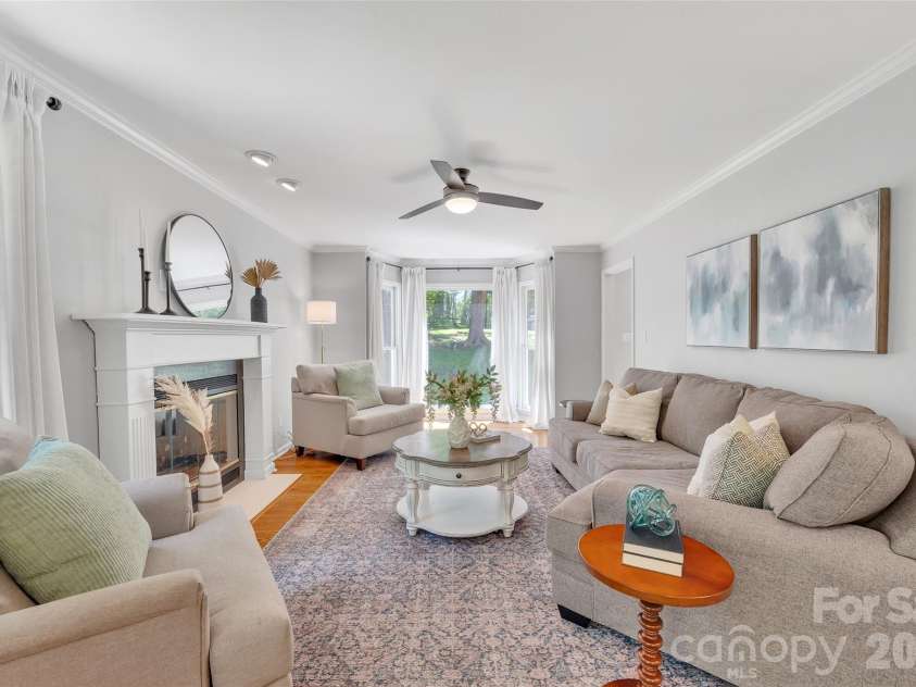 1433 Lurecliff Place, Fort Mill, SC 29708.  MLS# CAR4389425, YatesRealty ID 32254. 