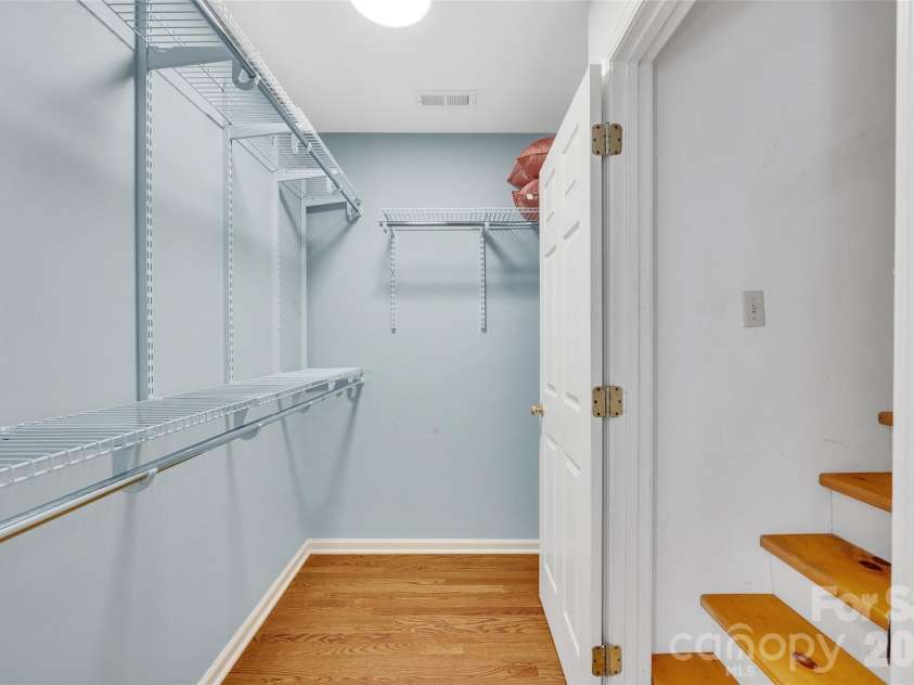 1433 Lurecliff Place, Fort Mill, SC 29708.  MLS# CAR4389425, YatesRealty ID 32254. 