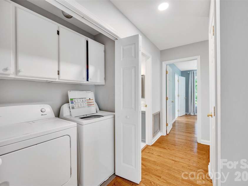 1433 Lurecliff Place, Fort Mill, SC 29708.  MLS# CAR4389425, YatesRealty ID 32254. 