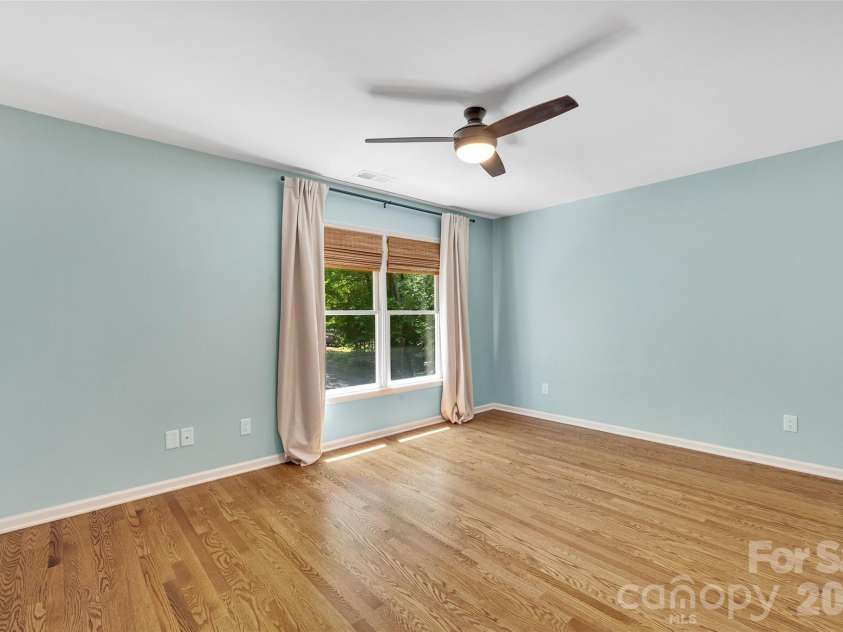 1433 Lurecliff Place, Fort Mill, SC 29708.  MLS# CAR4389425, YatesRealty ID 32254. 