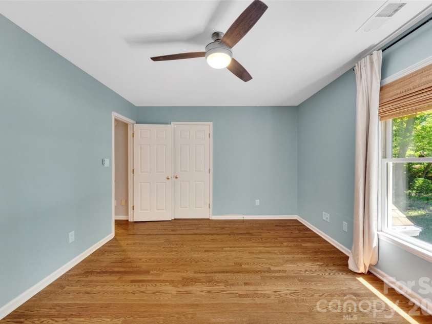 1433 Lurecliff Place, Fort Mill, SC 29708.  MLS# CAR4389425, YatesRealty ID 32254. 