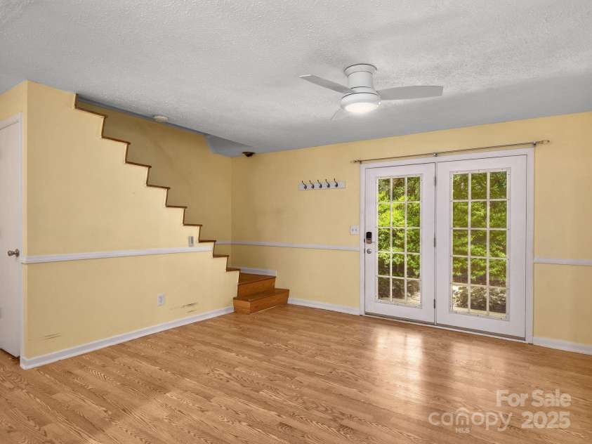 18 Wild Violet Lane, Arden, NC 28704.  MLS# CAR4284838, YatesRealty ID 32256. 