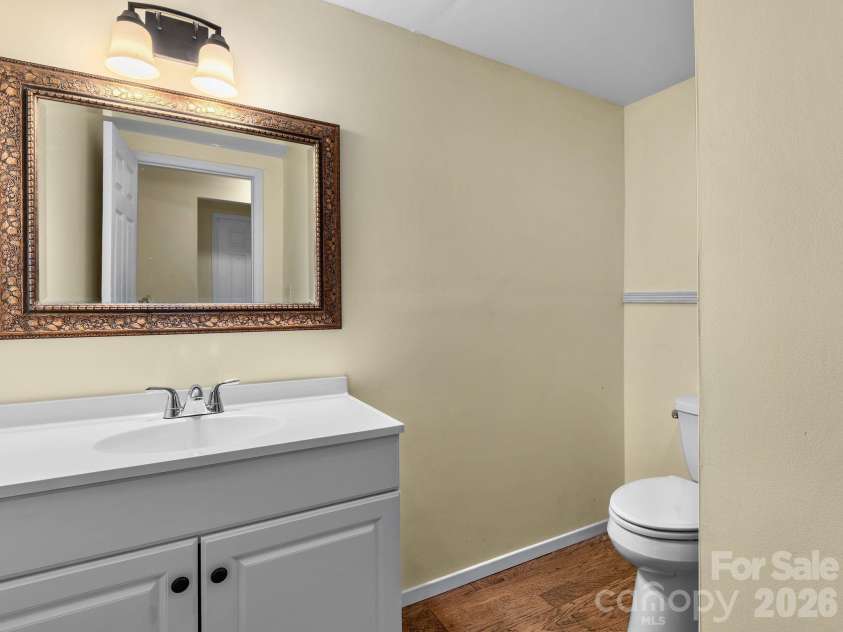 18 Wild Violet Lane, Arden, NC 28704.  MLS# CAR4284838, YatesRealty ID 32256. 