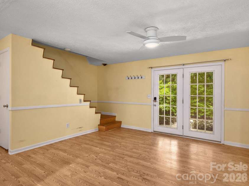 18 Wild Violet Lane, Arden, NC 28704.  MLS# CAR4284838, YatesRealty ID 32256. Lower level guest suite with private entrance
