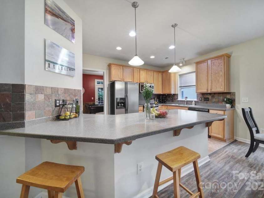 1917 Stroud Park Court, Charlotte, NC 28206.  MLS# CAR4289831, YatesRealty ID 32257. 