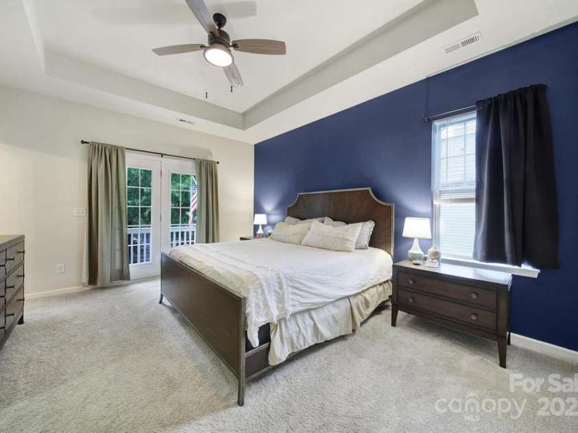 1917 Stroud Park Court, Charlotte, NC 28206.  MLS# CAR4289831, YatesRealty ID 32257. 