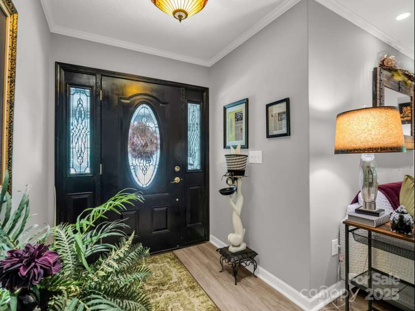 134 Downing Place, Lake Lure, NC 28746.  MLS# CAR4289968, YatesRealty ID 32258. Foyer