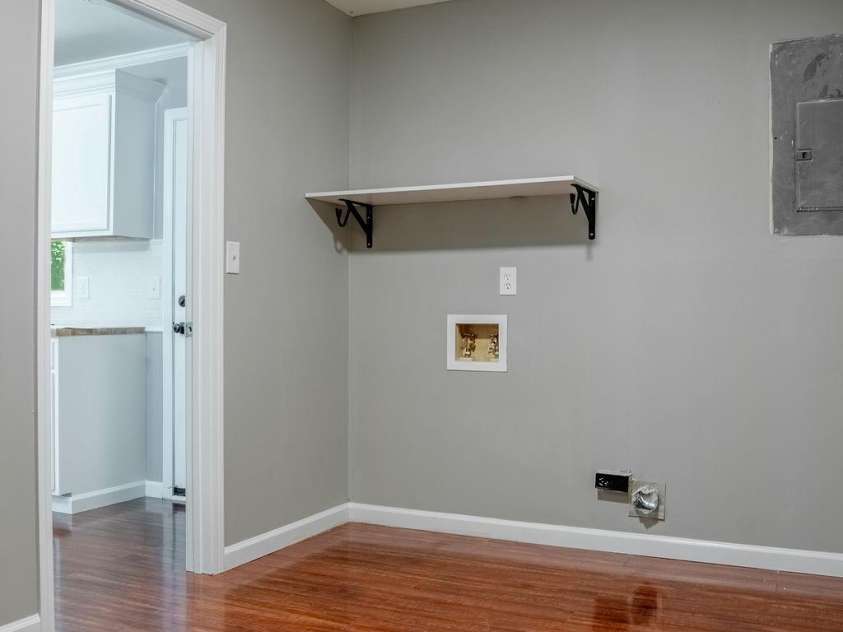138 Oak Hill Drive, Forest City, NC 28043.  MLS# CAR4394630, YatesRealty ID 32258. Laundry Room