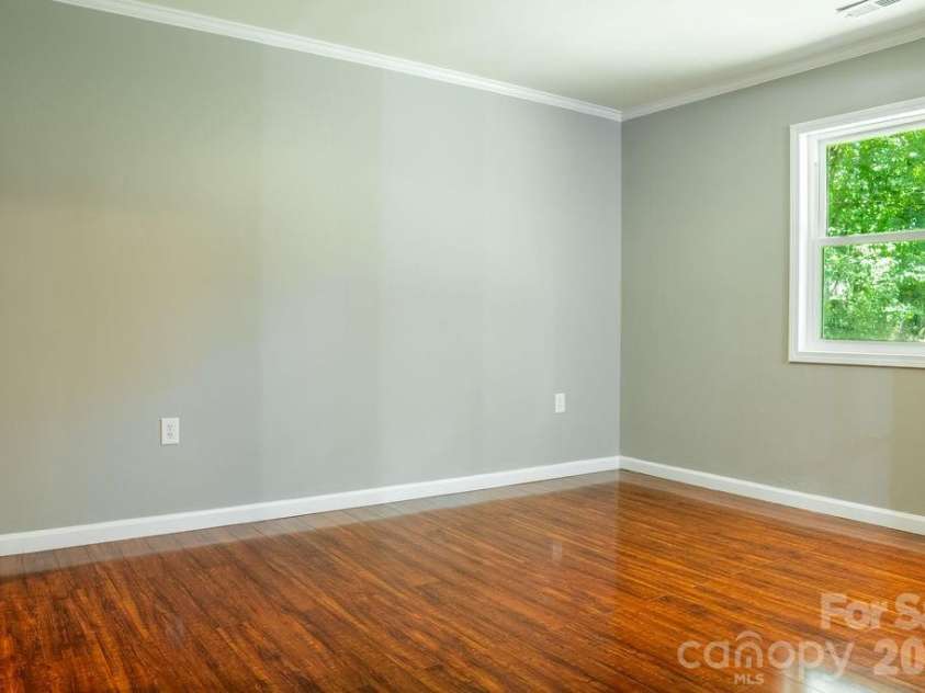 138 Oak Hill Drive, Forest City, NC 28043.  MLS# CAR4394630, YatesRealty ID 32258. Primary Bedroom