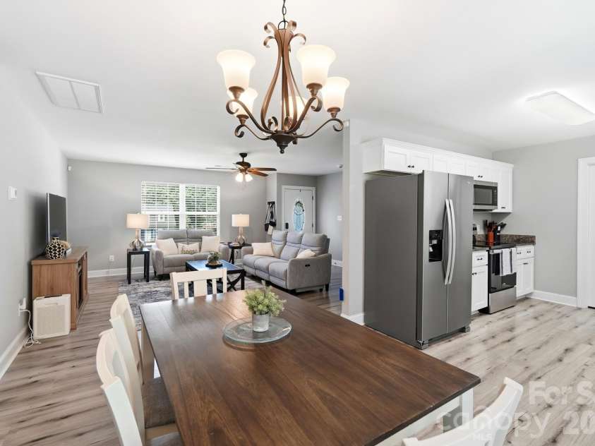 1217 Belmont Circle Drive, Lancaster, SC 29720.  MLS# CAR4387935, YatesRealty ID 32259. 