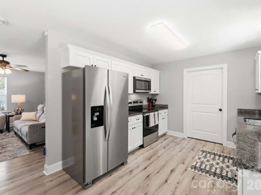 1217 Belmont Circle Drive, Lancaster, SC 29720.  MLS# CAR4387935, YatesRealty ID 32259. 