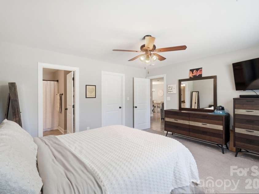 1217 Belmont Circle Drive, Lancaster, SC 29720.  MLS# CAR4387935, YatesRealty ID 32259. 