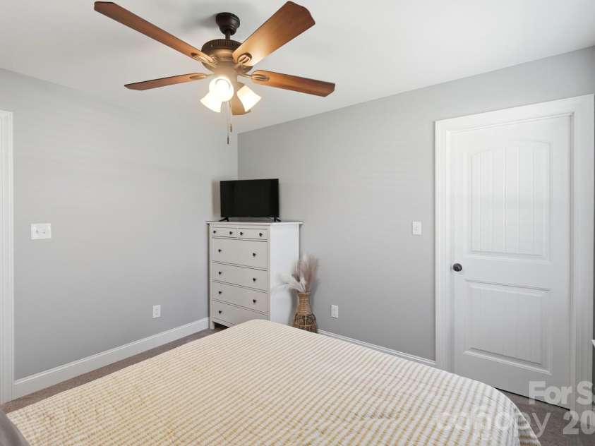 1217 Belmont Circle Drive, Lancaster, SC 29720.  MLS# CAR4387935, YatesRealty ID 32259. 