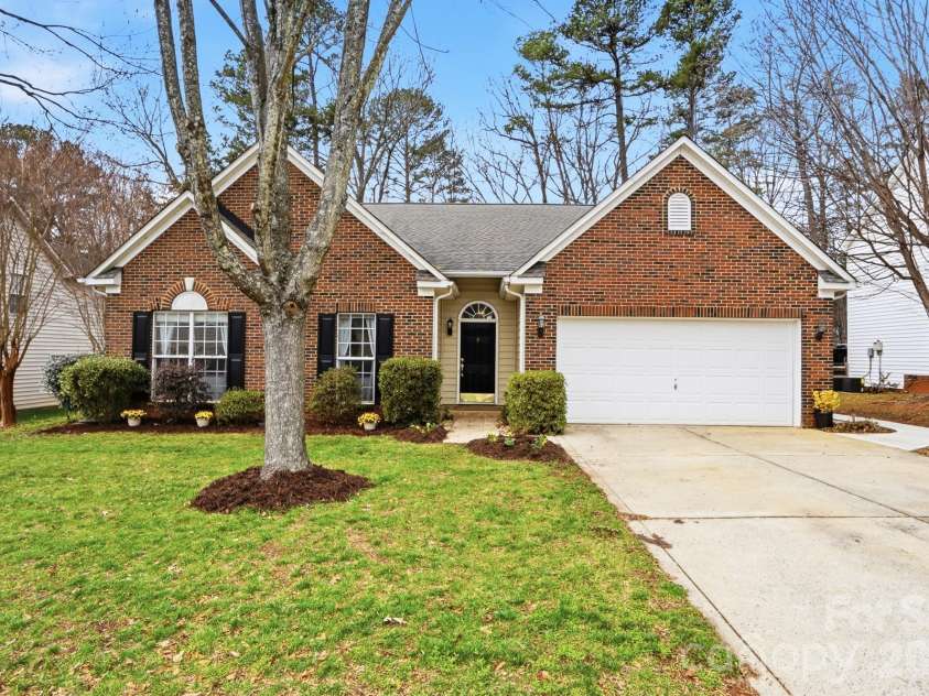 20211 Tailwind Lane, Cornelius, NC 28031.  MLS# CAR4353778, YatesRealty ID 3226. 