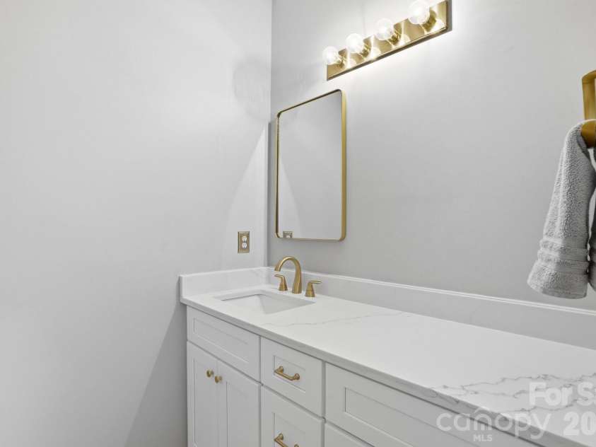 20211 Tailwind Lane, Cornelius, NC 28031.  MLS# CAR4353778, YatesRealty ID 3226. 