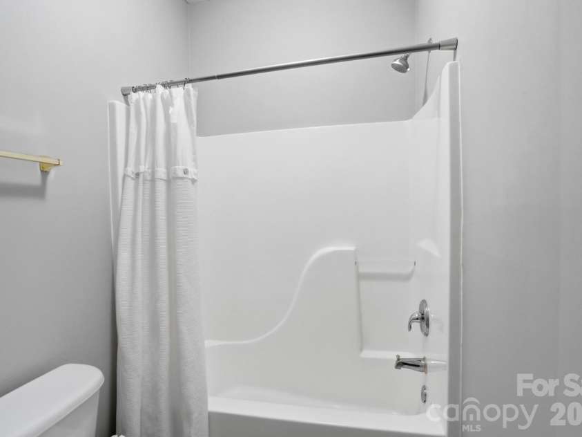 20211 Tailwind Lane, Cornelius, NC 28031.  MLS# CAR4353778, YatesRealty ID 3226. 