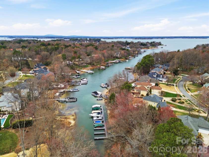 20211 Tailwind Lane, Cornelius, NC 28031.  MLS# CAR4353778, YatesRealty ID 3226. 