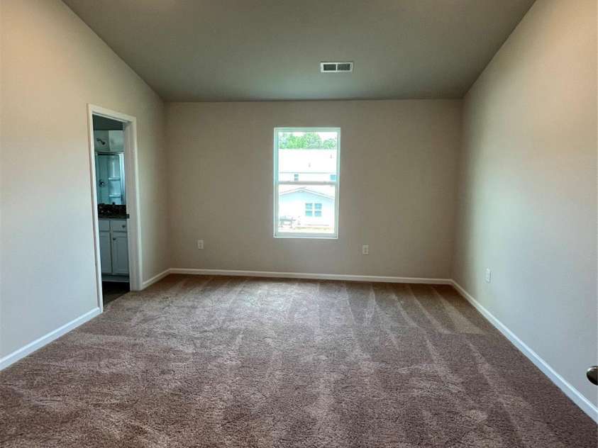 2255 Transatlantic Avenue, Charlotte, NC 28215.  MLS# CAR4213081, YatesRealty ID 3226. 