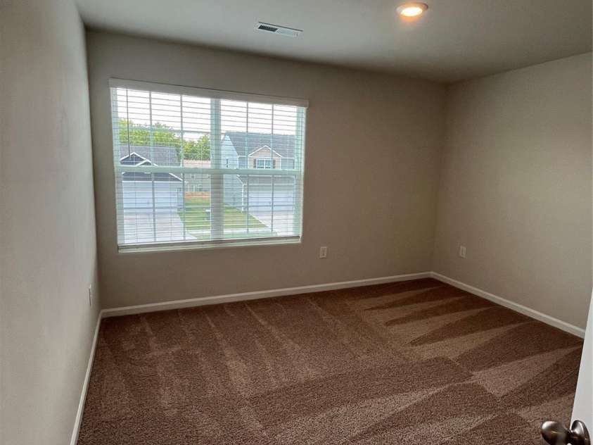 2255 Transatlantic Avenue, Charlotte, NC 28215.  MLS# CAR4213081, YatesRealty ID 3226. 
