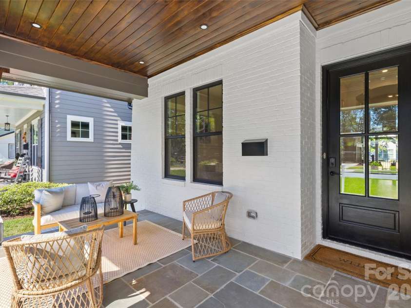 2425 Lola Avenue, Charlotte, NC 28205.  MLS# CAR4386343, YatesRealty ID 32260. 