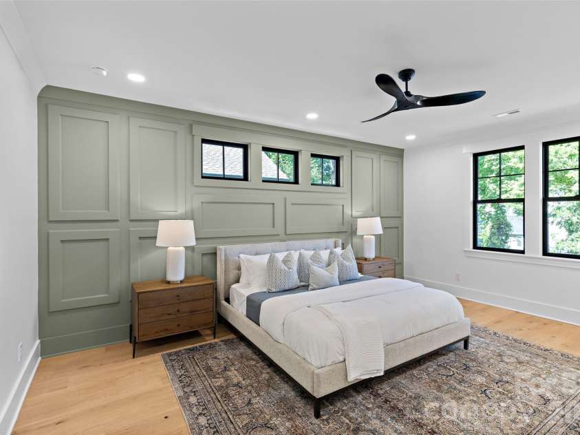 2425 Lola Avenue, Charlotte, NC 28205.  MLS# CAR4386343, YatesRealty ID 32260. 