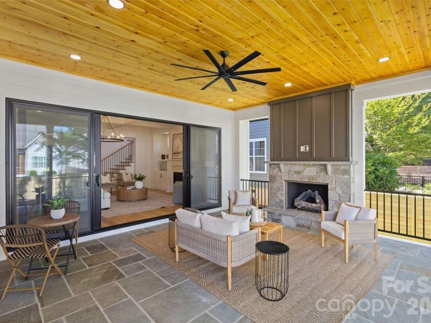 2425 Lola Avenue, Charlotte, NC 28205.  MLS# CAR4386343, YatesRealty ID 32260. 