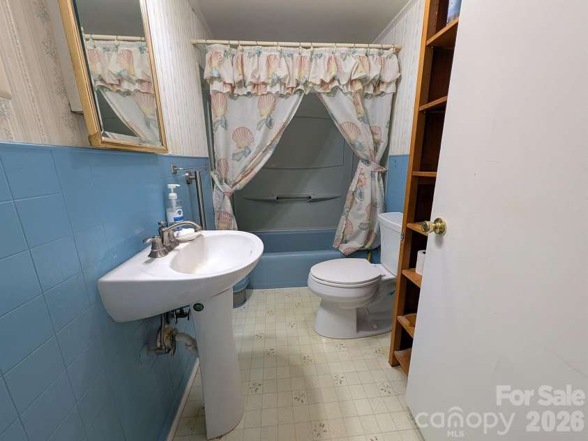 4053 Roddey Road, Catawba, SC 29704.  MLS# CAR4392129, YatesRealty ID 32261. 