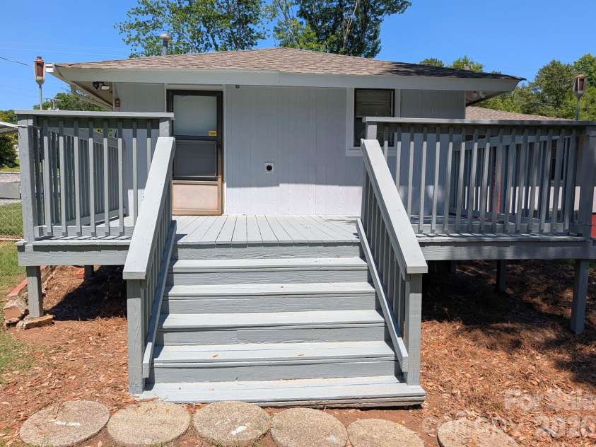4053 Roddey Road, Catawba, SC 29704.  MLS# CAR4392129, YatesRealty ID 32261. 