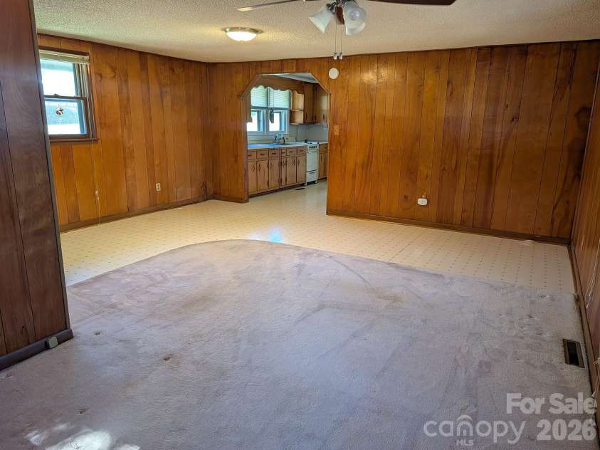 4053 Roddey Road, Catawba, SC 29704.  MLS# CAR4392129, YatesRealty ID 32261. 