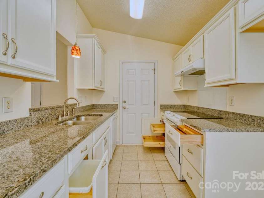 1651 Sandpiper Drive, Rock Hill, SC 29732.  MLS# CAR4288232, YatesRealty ID 32262. 