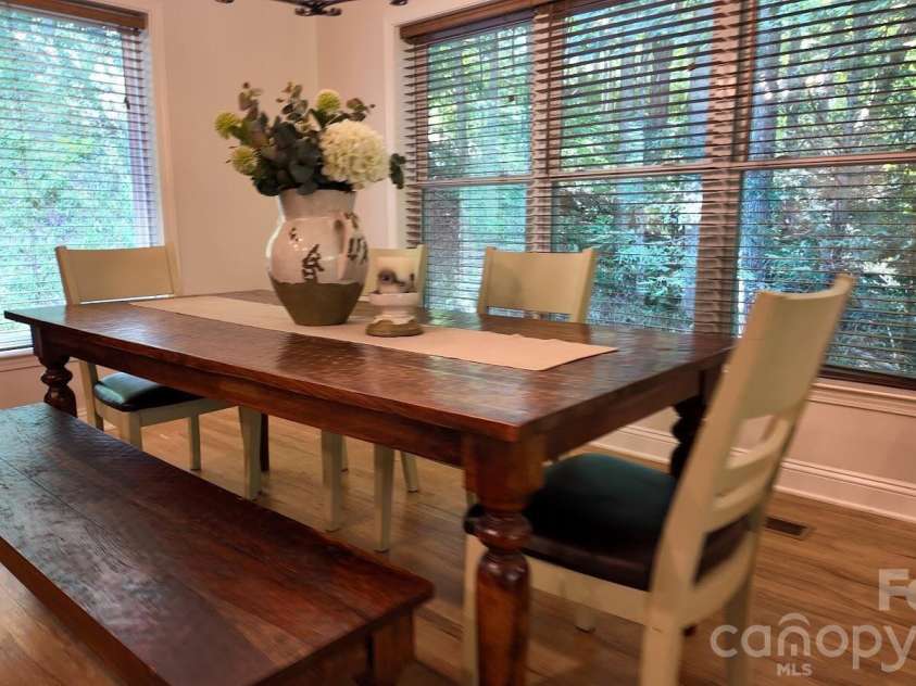 39 Rogers Creek Drive, Bakersville, NC 28705.  MLS# CAR4396215, YatesRealty ID 32262. 