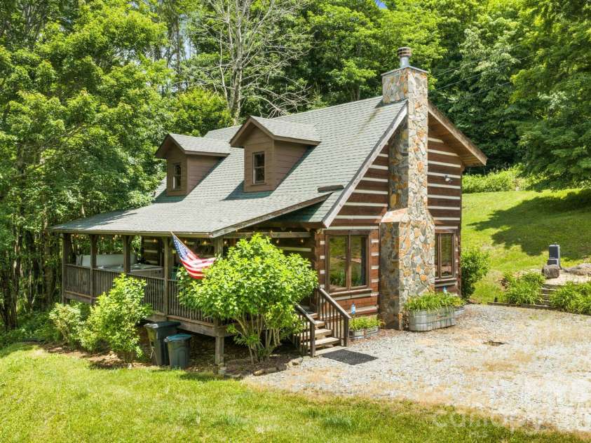 122 Cedar Cove Lane, Zionville, NC 28698.  MLS# CAR4393983, YatesRealty ID 32263. 