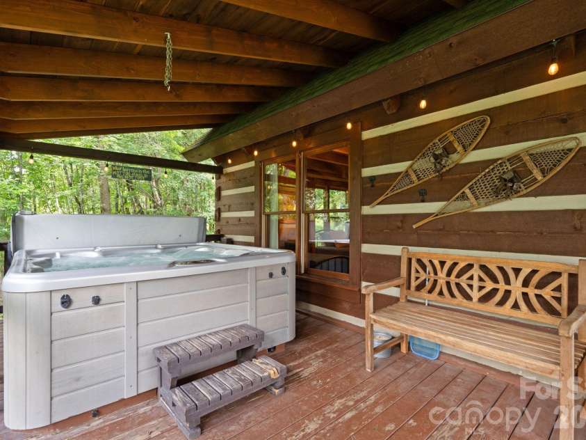 122 Cedar Cove Lane, Zionville, NC 28698.  MLS# CAR4393983, YatesRealty ID 32263. 
