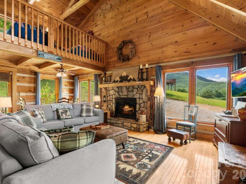 122 Cedar Cove Lane, Zionville, NC 28698.  MLS# CAR4393983, YatesRealty ID 32263. 