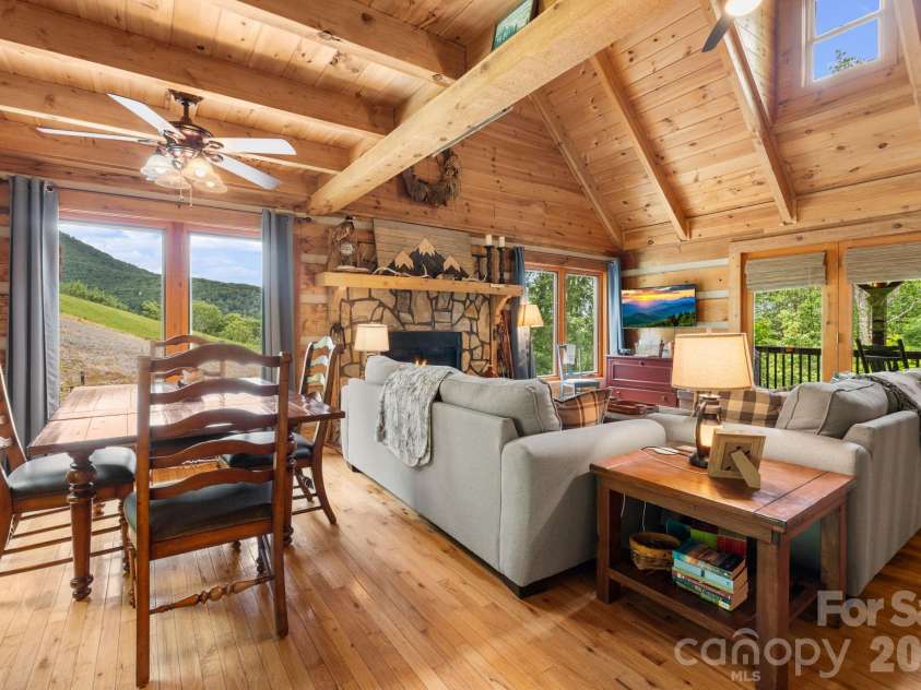 122 Cedar Cove Lane, Zionville, NC 28698.  MLS# CAR4393983, YatesRealty ID 32263. 