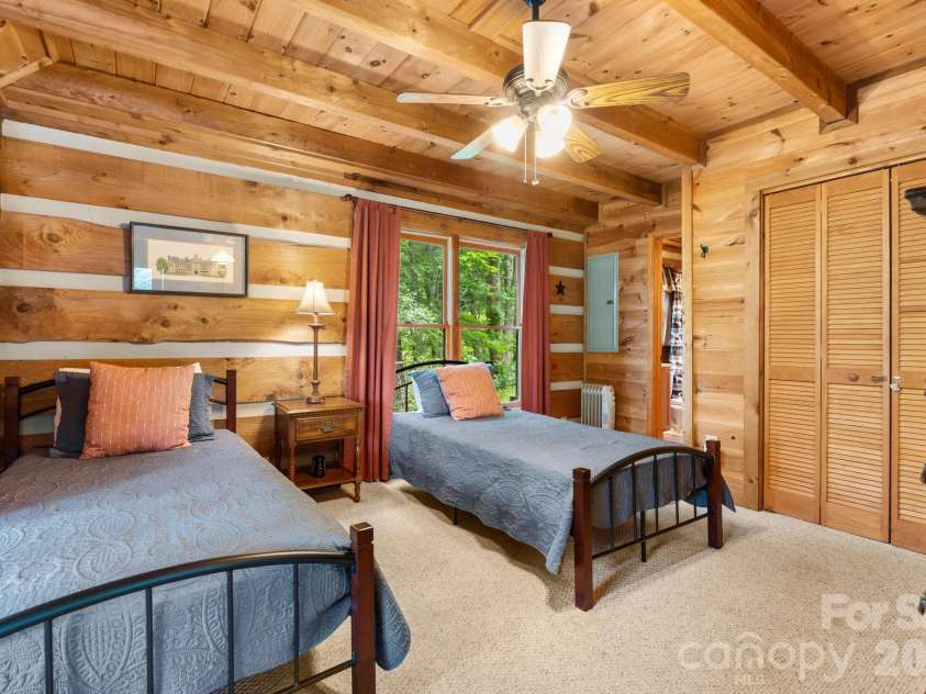 122 Cedar Cove Lane, Zionville, NC 28698.  MLS# CAR4393983, YatesRealty ID 32263. 