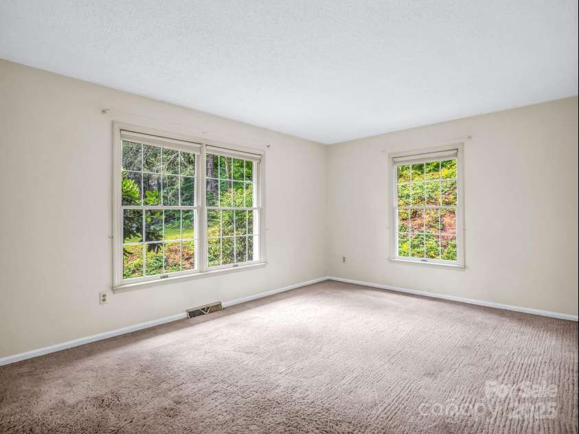 612 Buckeye Cove Road, Swannanoa, NC 28778.  MLS# CAR4287108, YatesRealty ID 32265. Primary bedroom.