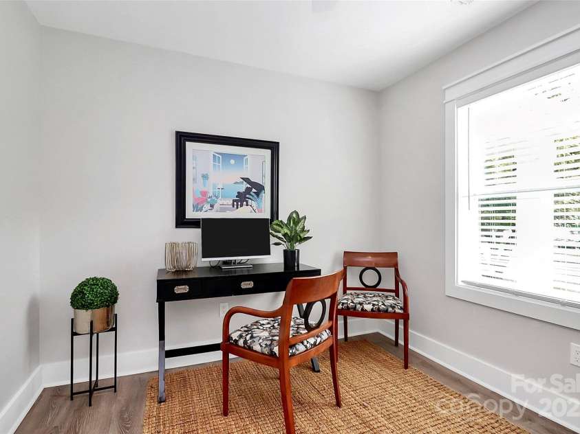 2201 Edison Street, Charlotte, NC 28206.  MLS# CAR4292329, YatesRealty ID 32266. 