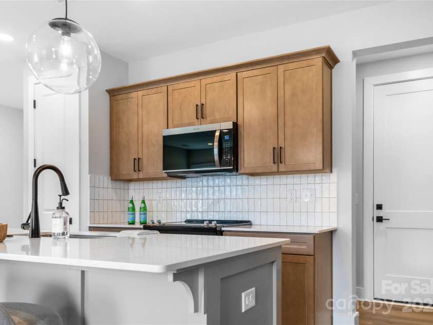 115 Chapel Crossing Lane, Weaverville, NC 28787.  MLS# CAR4254362, YatesRealty ID 32268. 