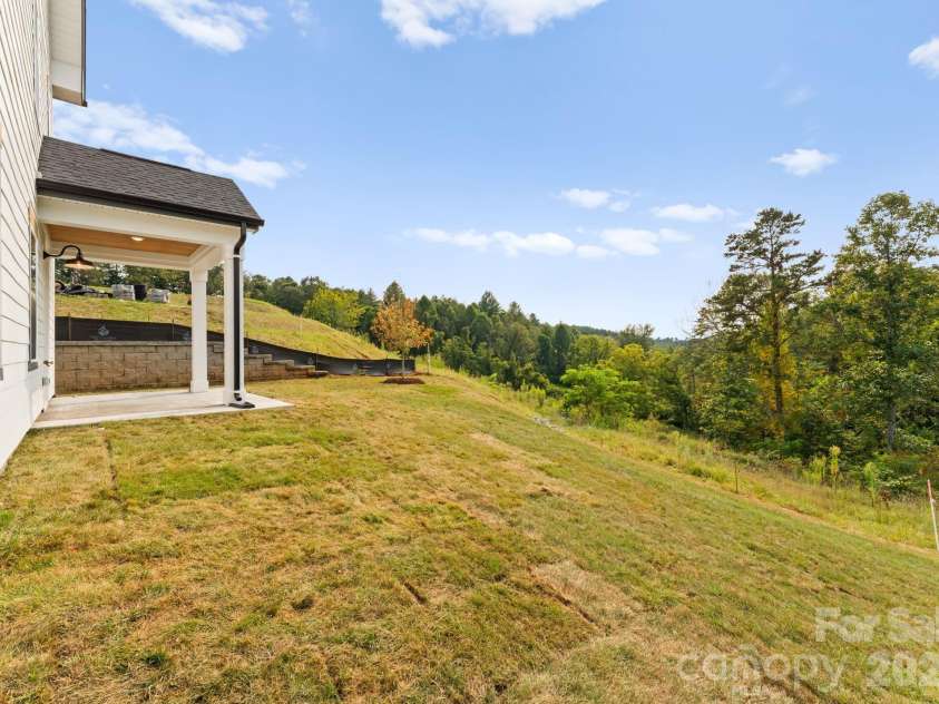 115 Chapel Crossing Lane, Weaverville, NC 28787.  MLS# CAR4337295, YatesRealty ID 32268. 
