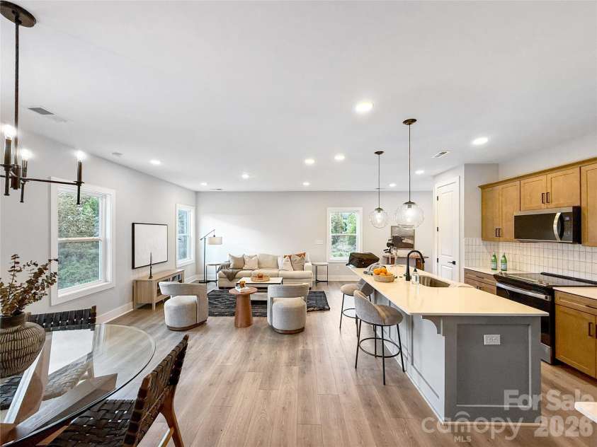 115 Chapel Crossing Lane, Weaverville, NC 28787.  MLS# CAR4337295, YatesRealty ID 32268. 